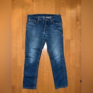 Men’s Medium Wash Levi’s (32x30)